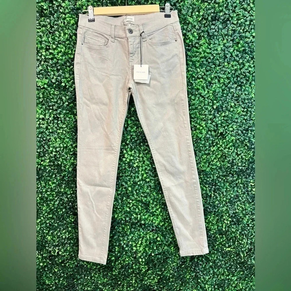 Boutique Sneak Peek Low Rise Skinny Jeans - Size 5 NWT - Picture 1 of 8